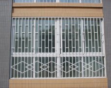 如何分别中式铁艺窗与欧式铁艺窗
